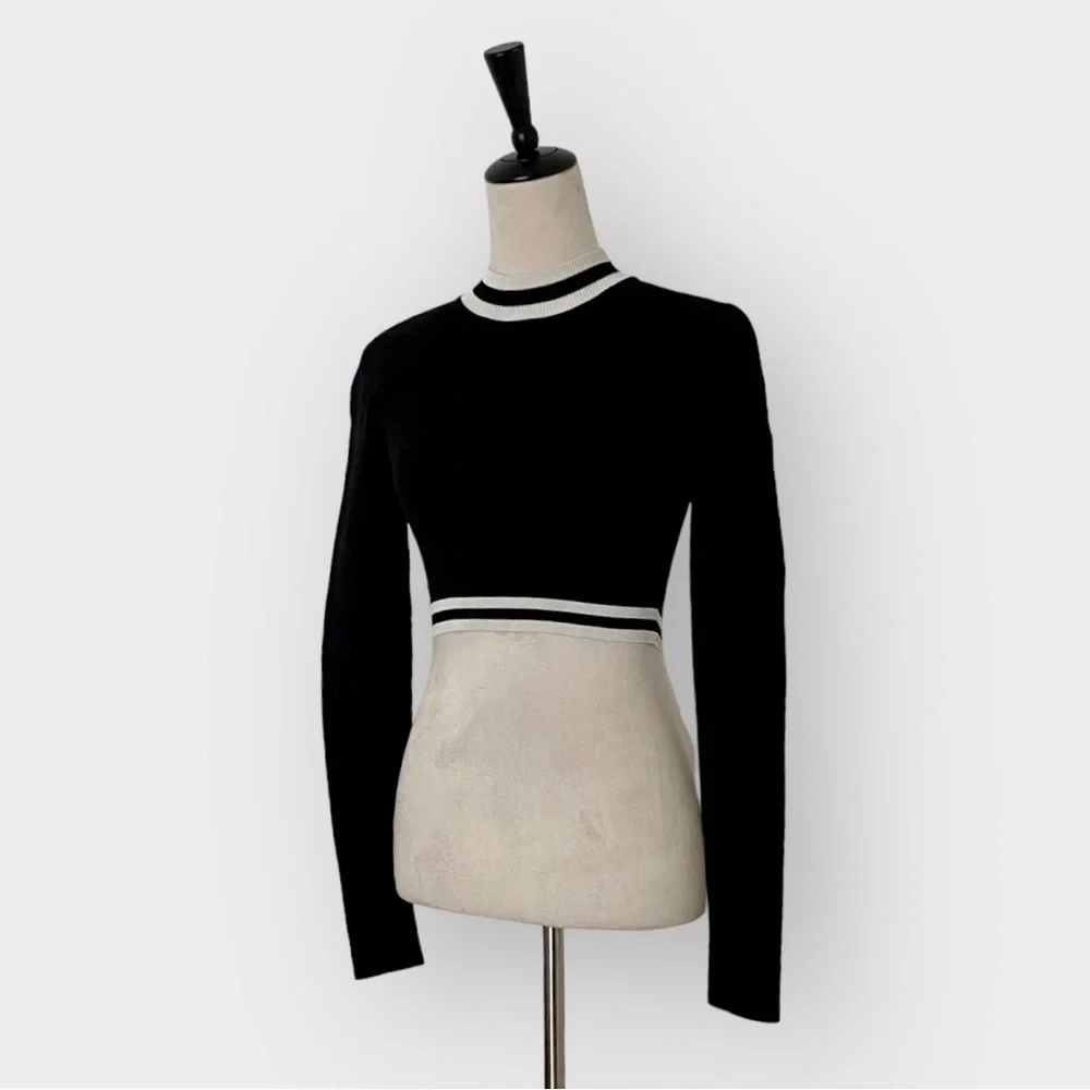 Superdown Janelle Striped Crop Top Black White - Picture 6 of 10